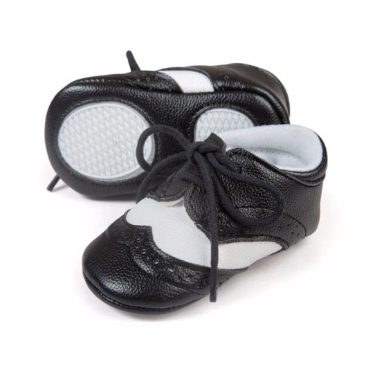 Spectator baby shoes